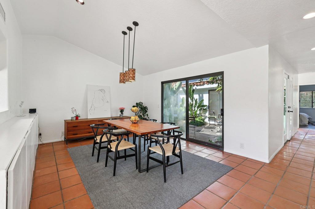 1761 Winterwarm Drive Fallbrook, CA 92028 - Photo 10 of 72