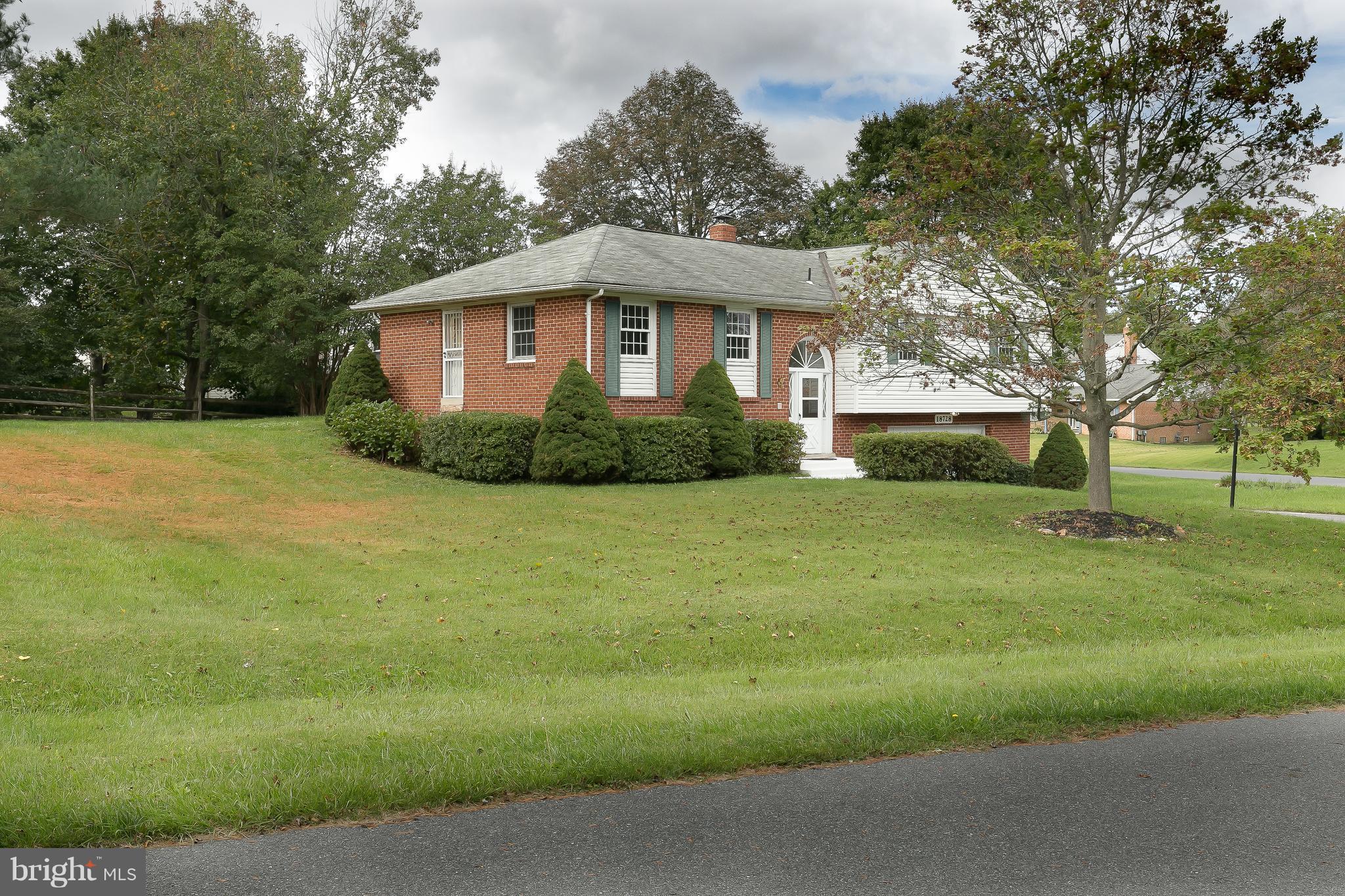 18728 Willow Grove Road Olney, MD 20832 - Photo 2 of 24 Exterior (Front)