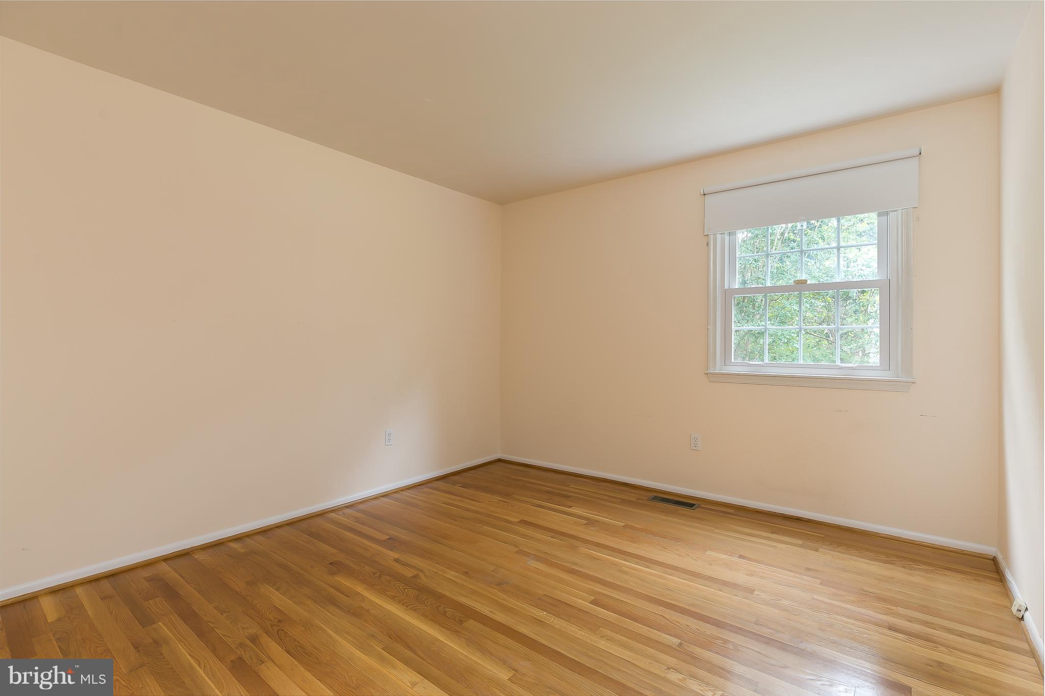 18728 Willow Grove Road Olney, MD 20832 - Photo 15 of 24 Bedroom