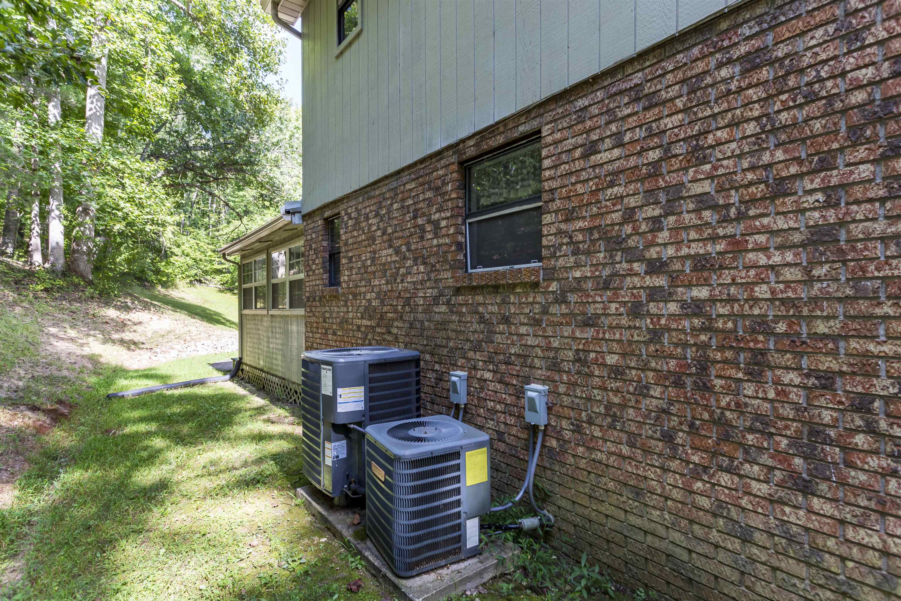 193 Lake Road Grayson, KY 41143 - Photo 4 of 34 Gallery Image 4