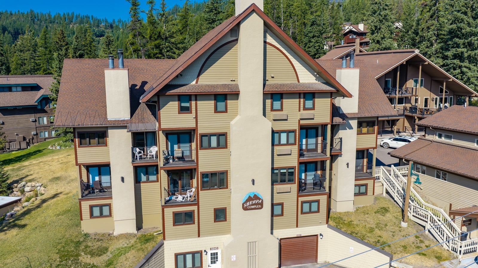 3840 Big Mountain Road, Unit 204 Whitefish, MT 59937 - Photo 2 of 45 Gallery Image 2