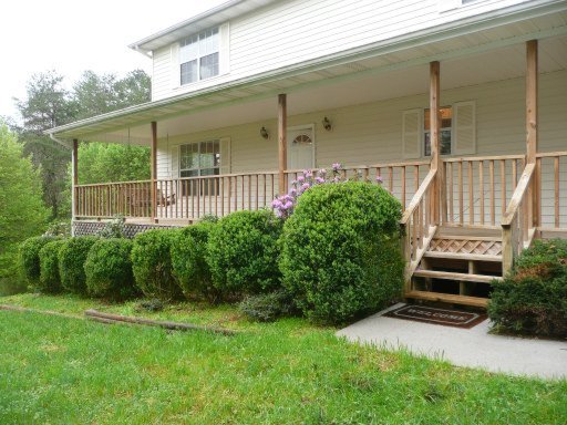 9718 Stringtown Road Strawberry Plains, TN 37871 - Photo 1 of 1 Primary Photo