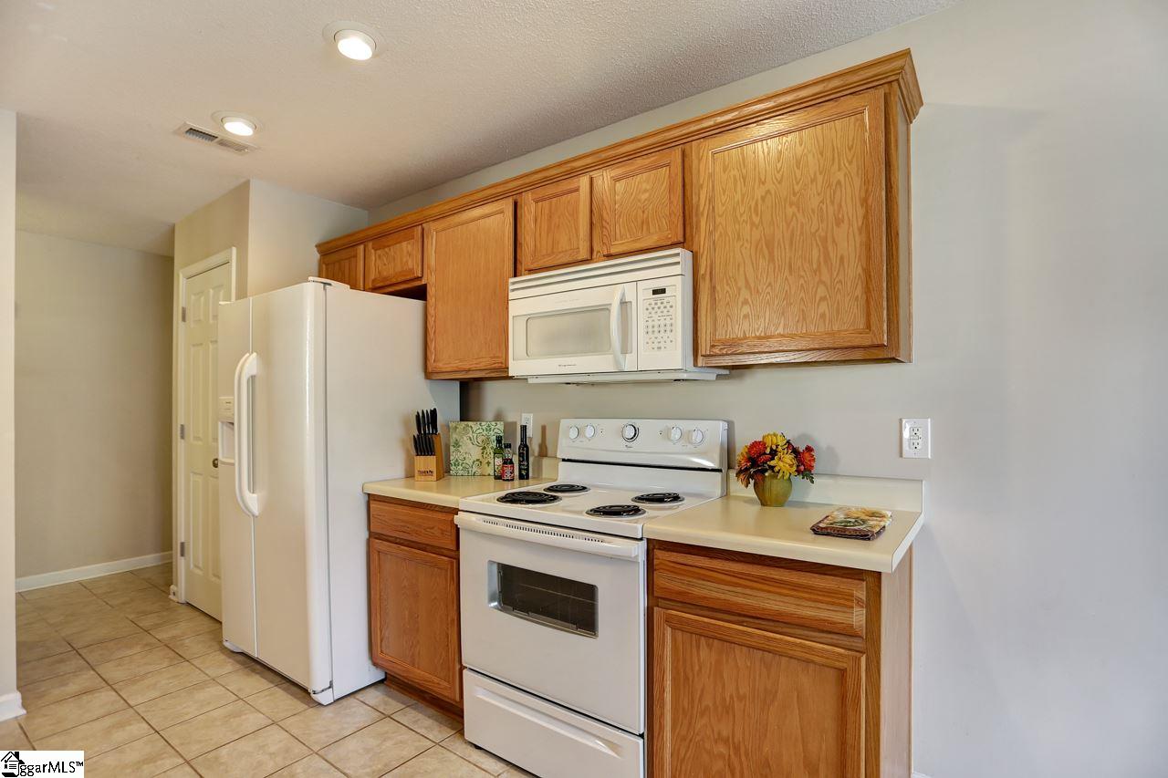 16 Pine Needle Road Piedmont, SC 29673 - Photo 12 of 27 Gallery Image 12