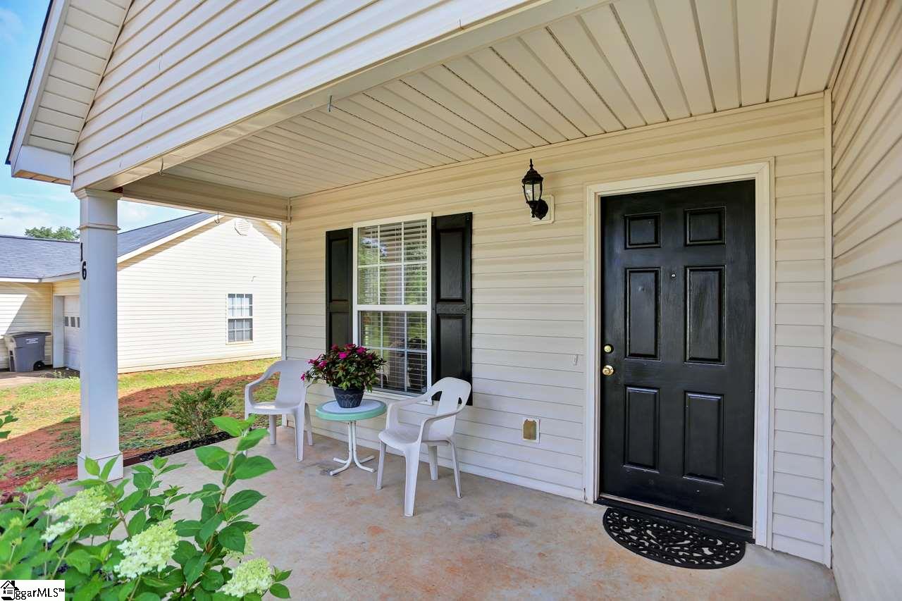 16 Pine Needle Road Piedmont, SC 29673 - Photo 4 of 27 Gallery Image 4