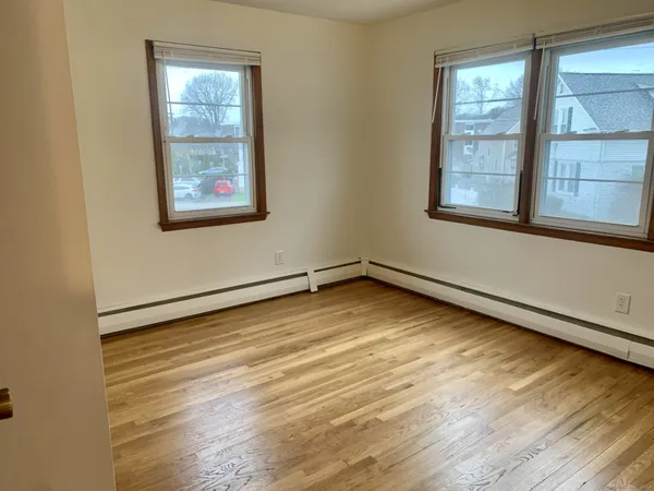 $2,000 | 640 Beechmont Avenue, Bridgeport, CT 06606