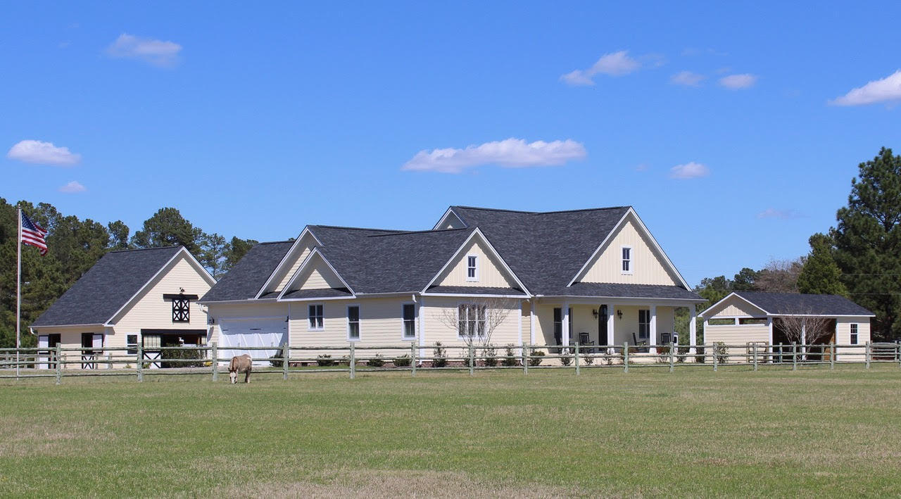 401 Youngs Road Vass, NC 28394 - Photo 1 of 33 Welcome to 401 Youngs Road!
