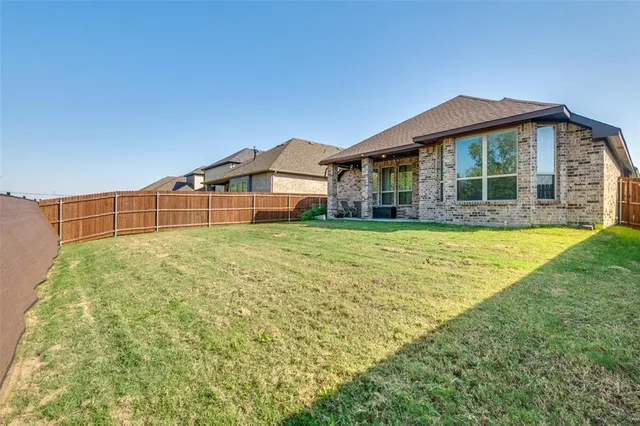 view of outdoor space with porch
