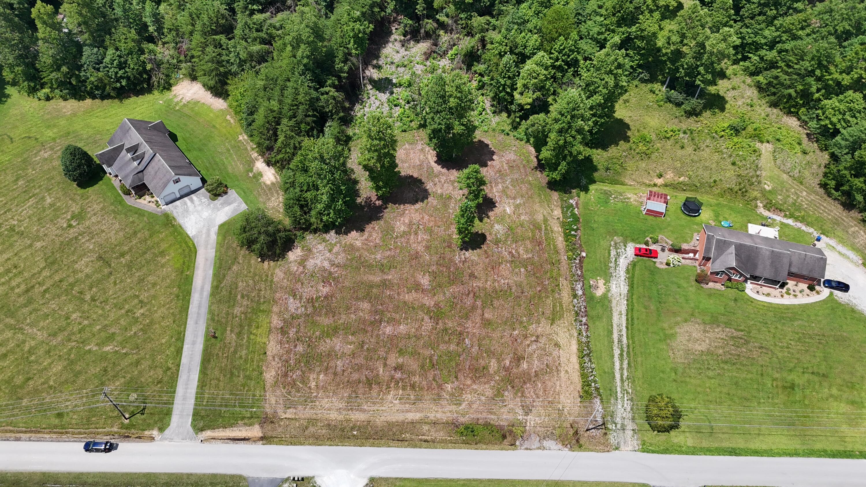 999 Lick Fork Road London, KY 40741 - Photo 8 of 21 DJI_20260717124245_0284_D