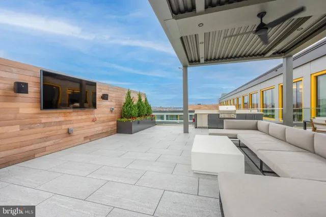 a front view of a building