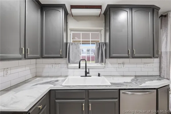 $269,900 | 2766 Mt Tabor Road, New Albany, IN 47150