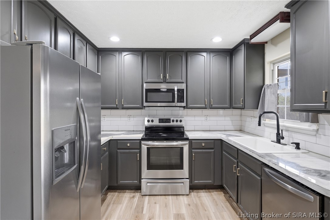 2766 Mt Tabor Road New Albany, IN 47150 - Photo 14 of 31