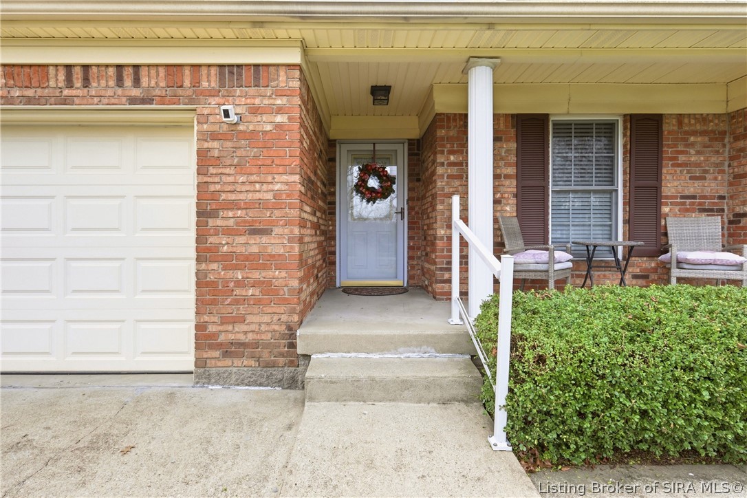 2766 Mt Tabor Road New Albany, IN 47150 - Photo 3 of 31
