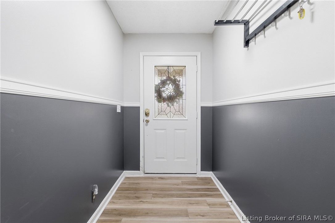 2766 Mt Tabor Road New Albany, IN 47150 - Photo 4 of 31