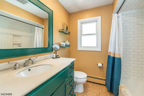 $575,000 | 1 Eldridge Road, Mount Tabor, NJ 07878