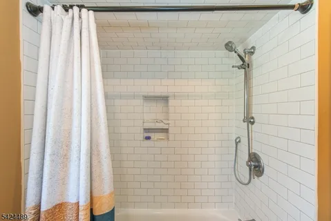 $575,000 | 1 Eldridge Road, Mount Tabor, NJ 07878