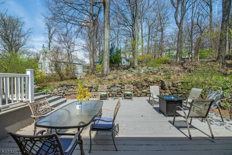 $575,000 | 1 Eldridge Road, Mount Tabor, NJ 07878