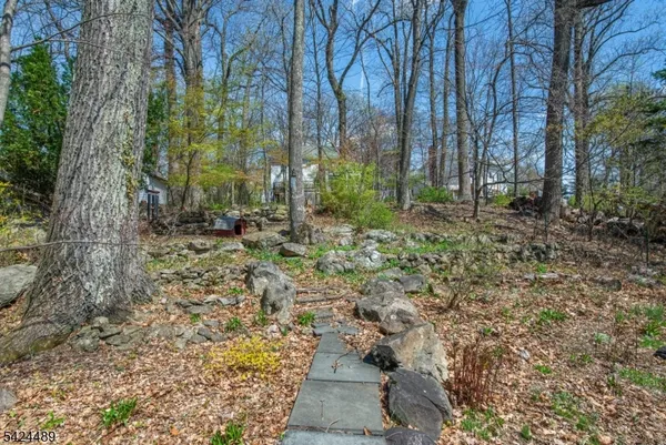 $575,000 | 1 Eldridge Road, Mount Tabor, NJ 07878