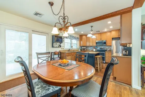 $575,000 | 1 Eldridge Road, Mount Tabor, NJ 07878