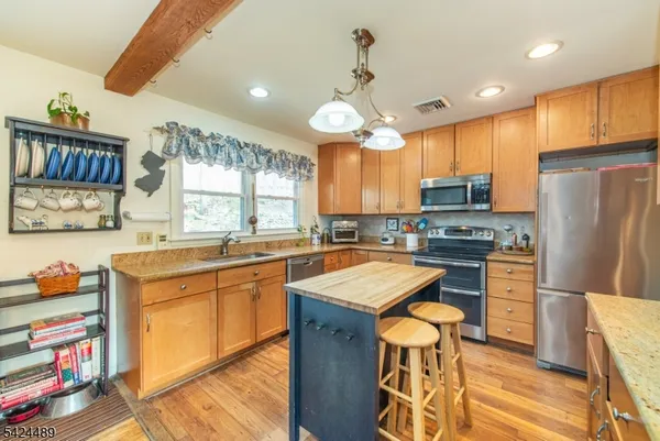 $575,000 | 1 Eldridge Road, Mount Tabor, NJ 07878