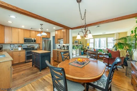 $575,000 | 1 Eldridge Road, Mount Tabor, NJ 07878