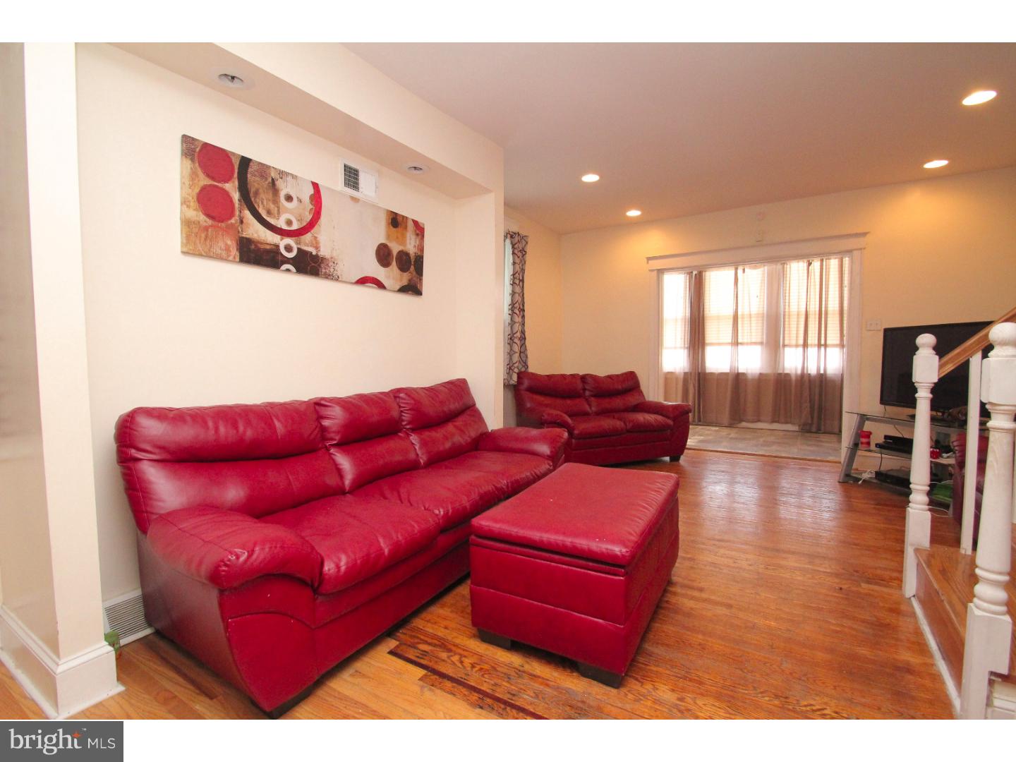 4063 West Ford Road Philadelphia, PA 19131 - Photo 4 of 25 Gallery Image 4