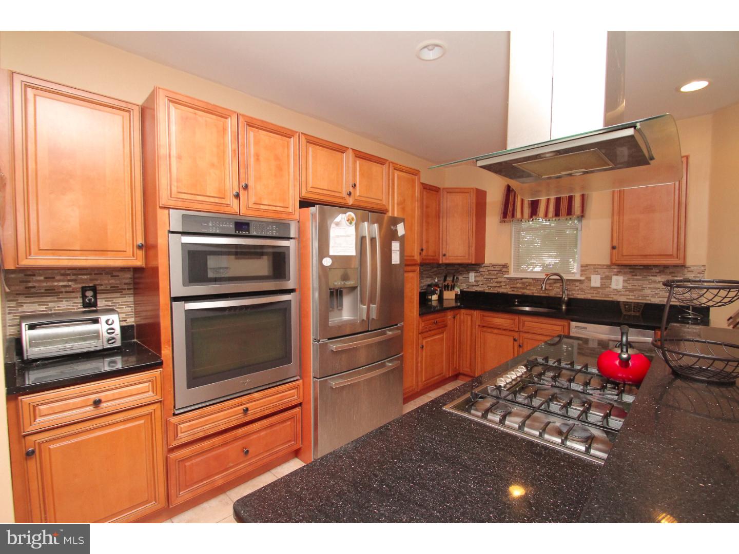 4063 West Ford Road Philadelphia, PA 19131 - Photo 8 of 25 Gallery Image 8