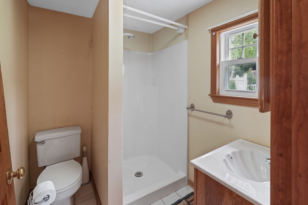1 Rice Road Auburn, MA 01501 - Photo 17 of 42 Gallery Image 17