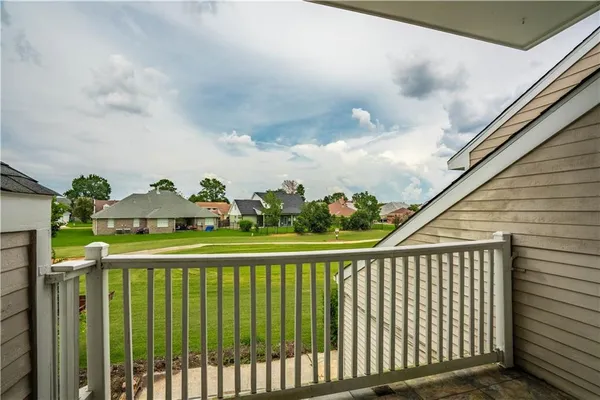 $120,000 | 89 Lake Lynn Drive, Unit 89, Harvey, LA 70058