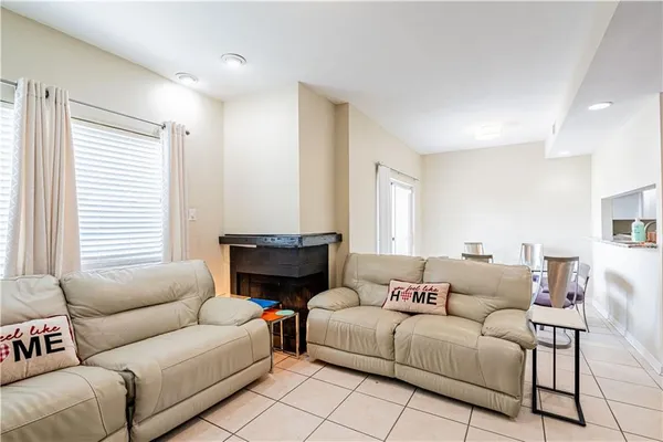 $120,000 | 89 Lake Lynn Drive, Unit 89, Harvey, LA 70058