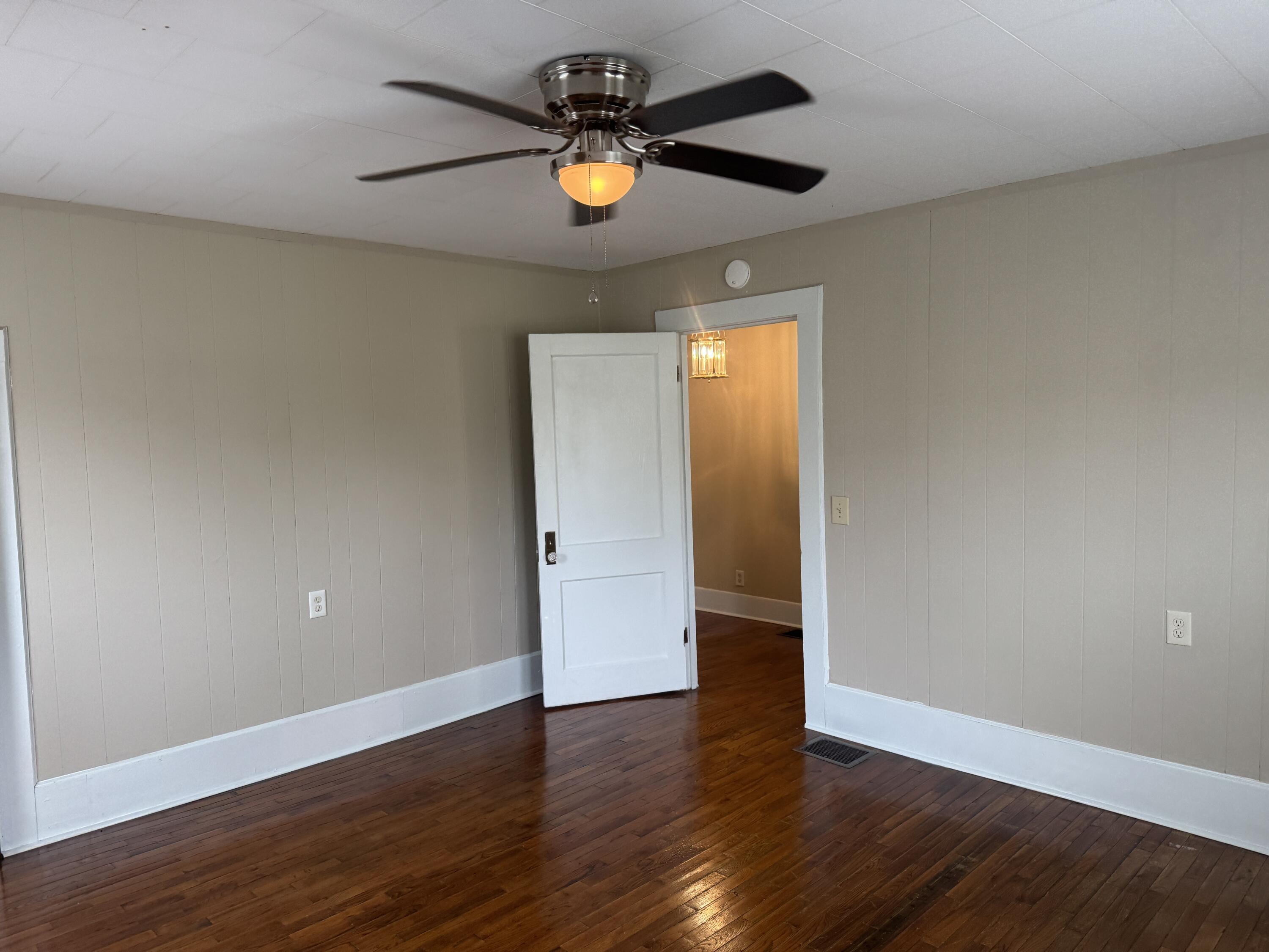 1003 Main Street Murray, KY 42071 - Photo 22 of 27 Bedroom