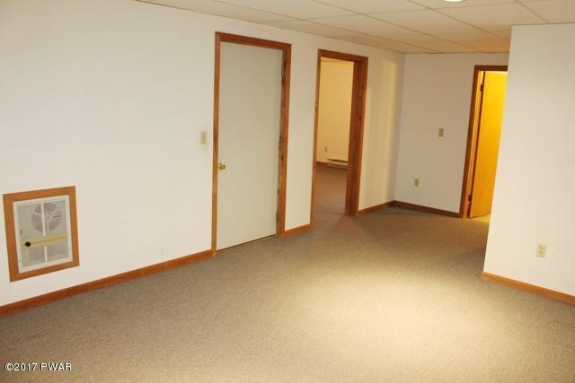 120 Ranger Road Greeley, PA 18425 - Photo 18 of 20 41 Rec room c