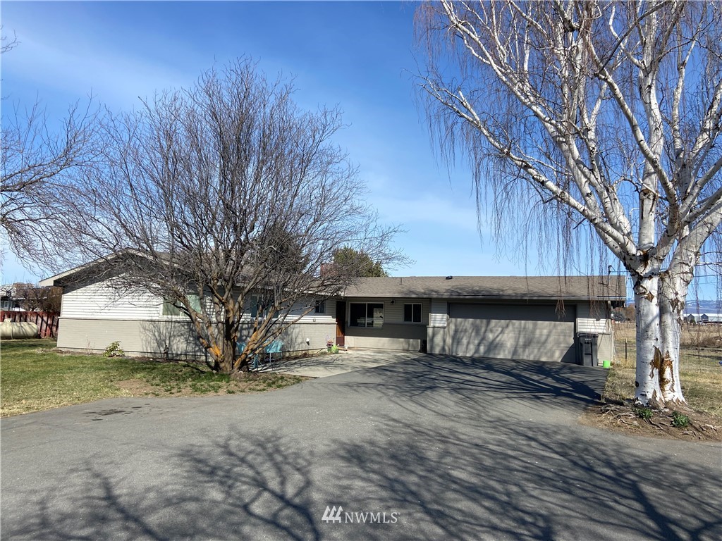 2609 West Willis Road Ellensburg, WA 98926 - Photo 2 of 26 Gallery Image 2