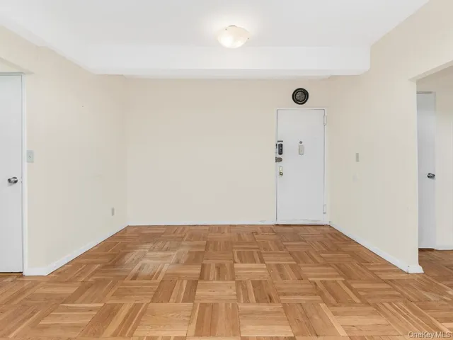 $234,900 | 679 West 239th Street, Unit 1C | Riverdale