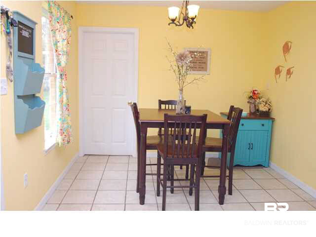 6770 Richard Lane Mobile, AL 36613 - Photo 4 of 18