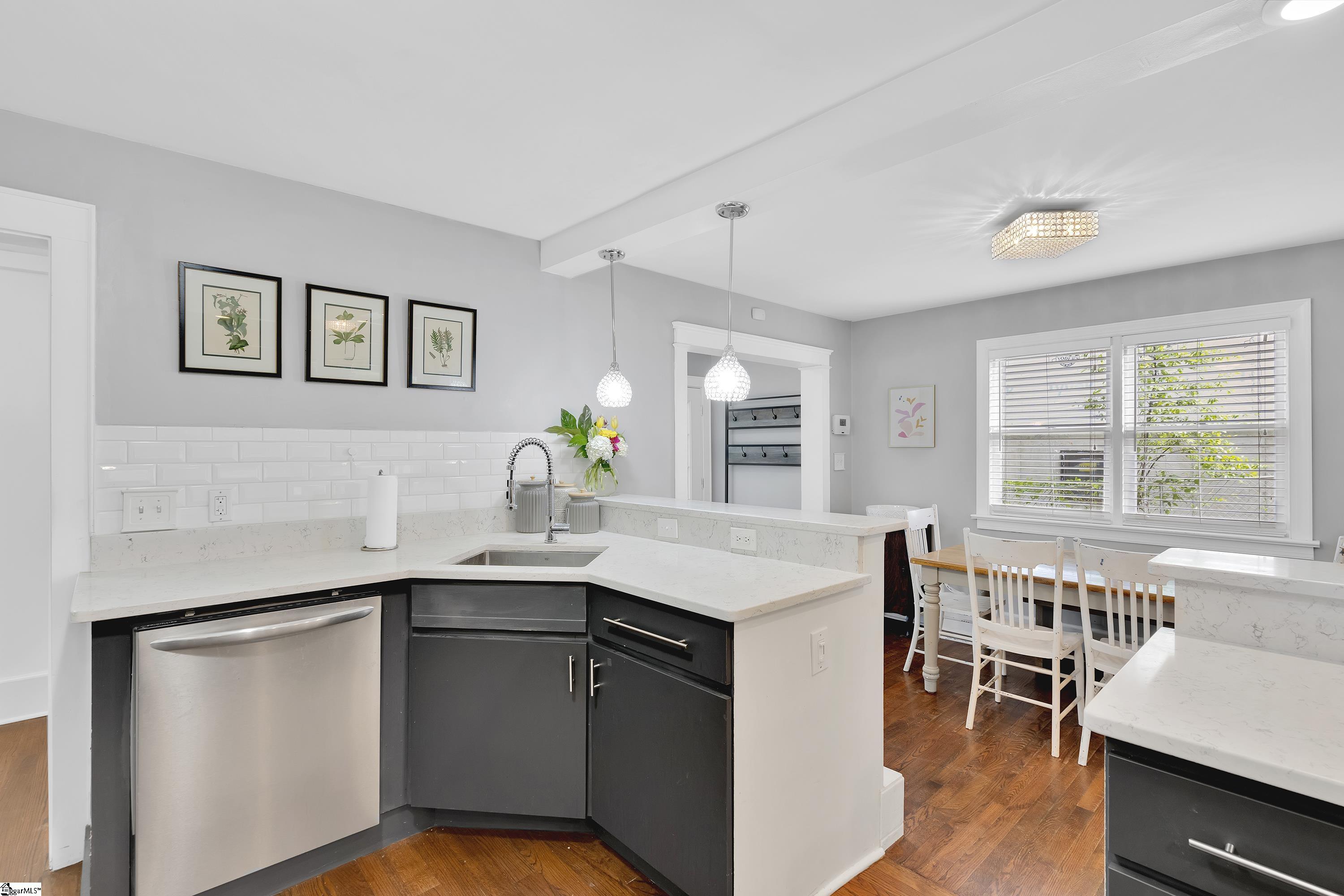 114 Rice Street Greenville, SC 29605 - Photo 12 of 31 Gallery Image 12