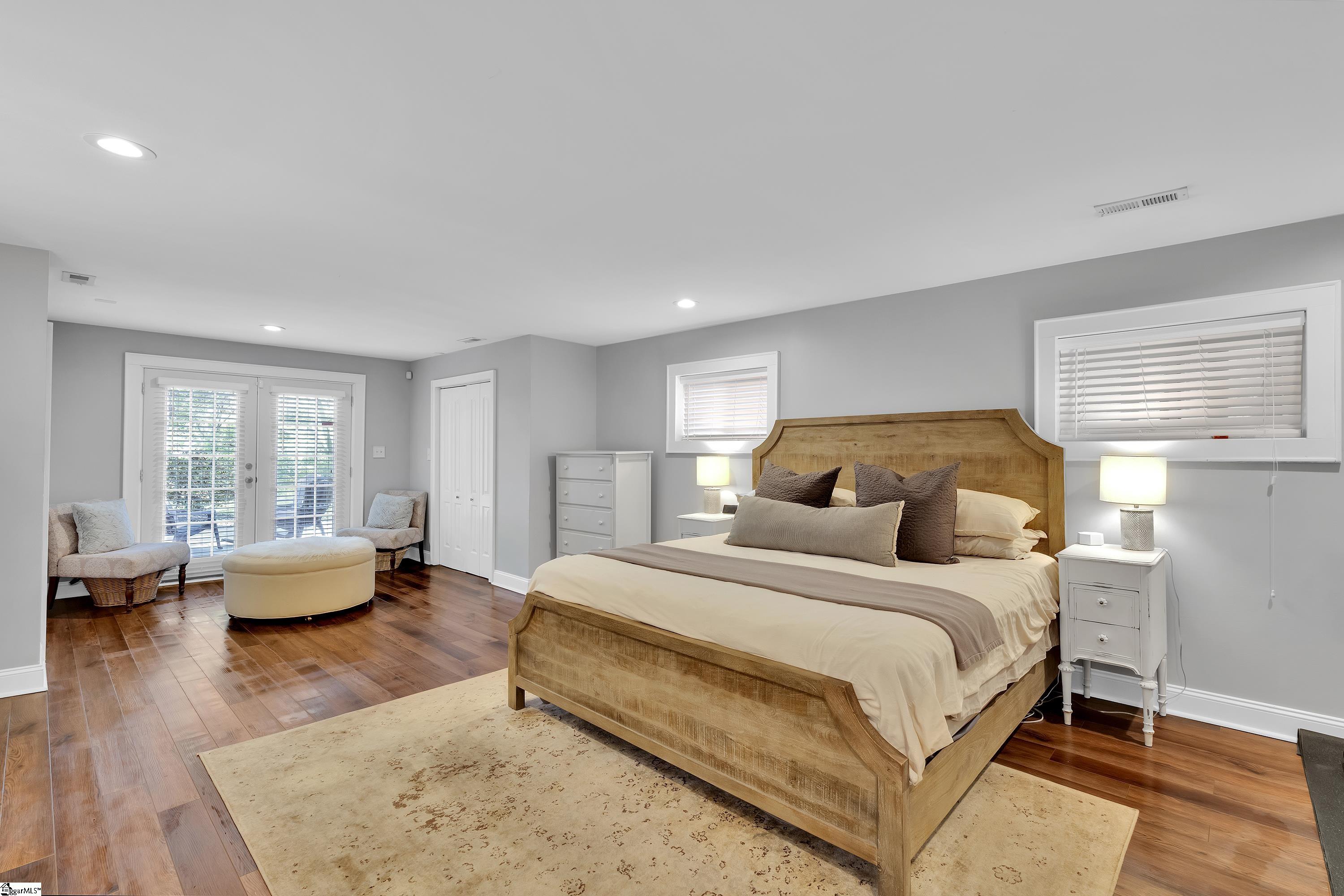 114 Rice Street Greenville, SC 29605 - Photo 13 of 31 Gallery Image 13