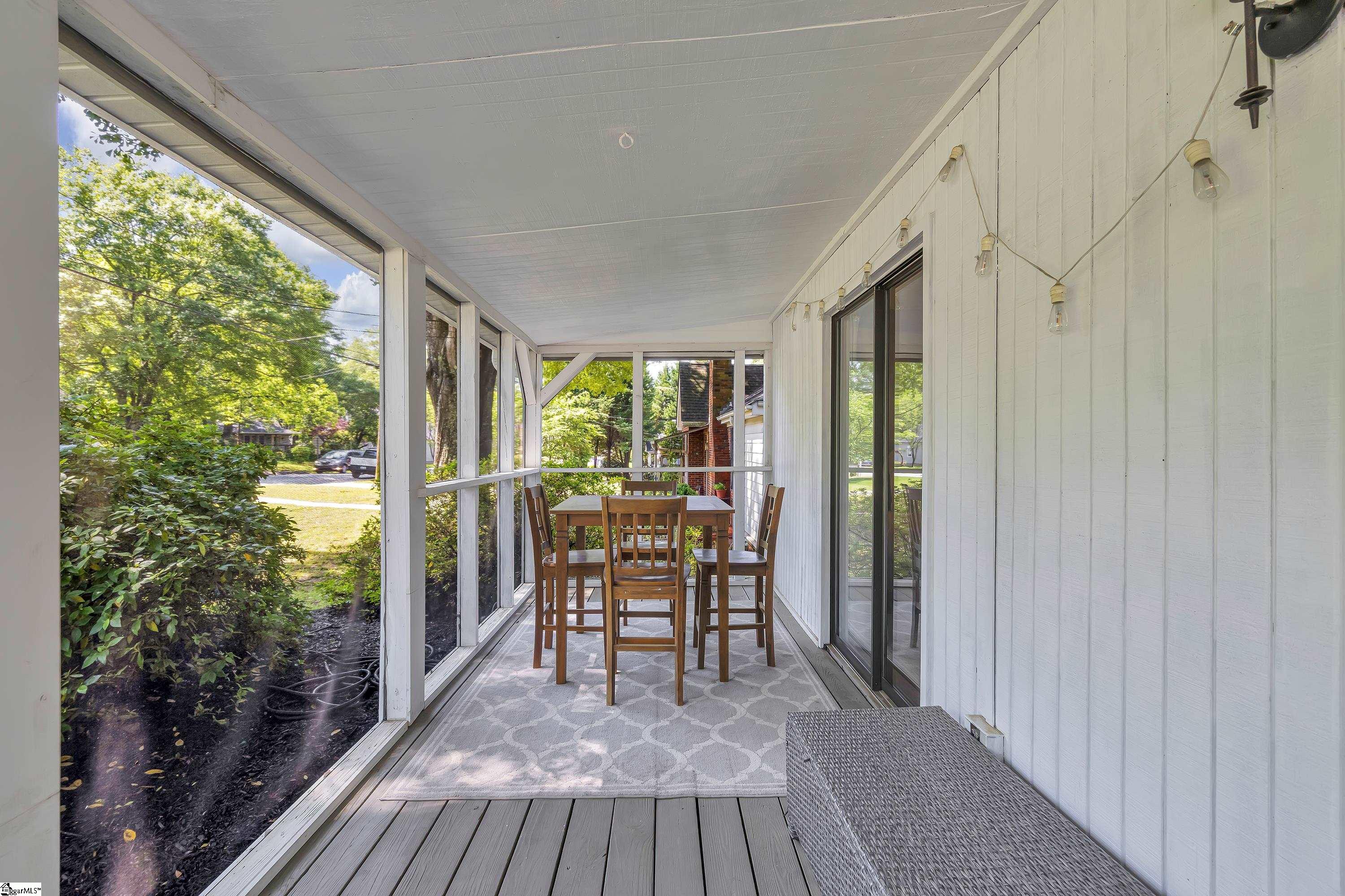 114 Rice Street Greenville, SC 29605 - Photo 4 of 31 Gallery Image 4