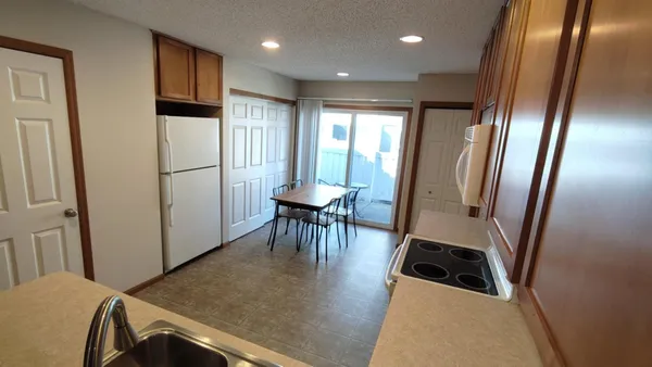 $215,000 | 4970 149th Street North, Unit 3, Hugo, MN 55038