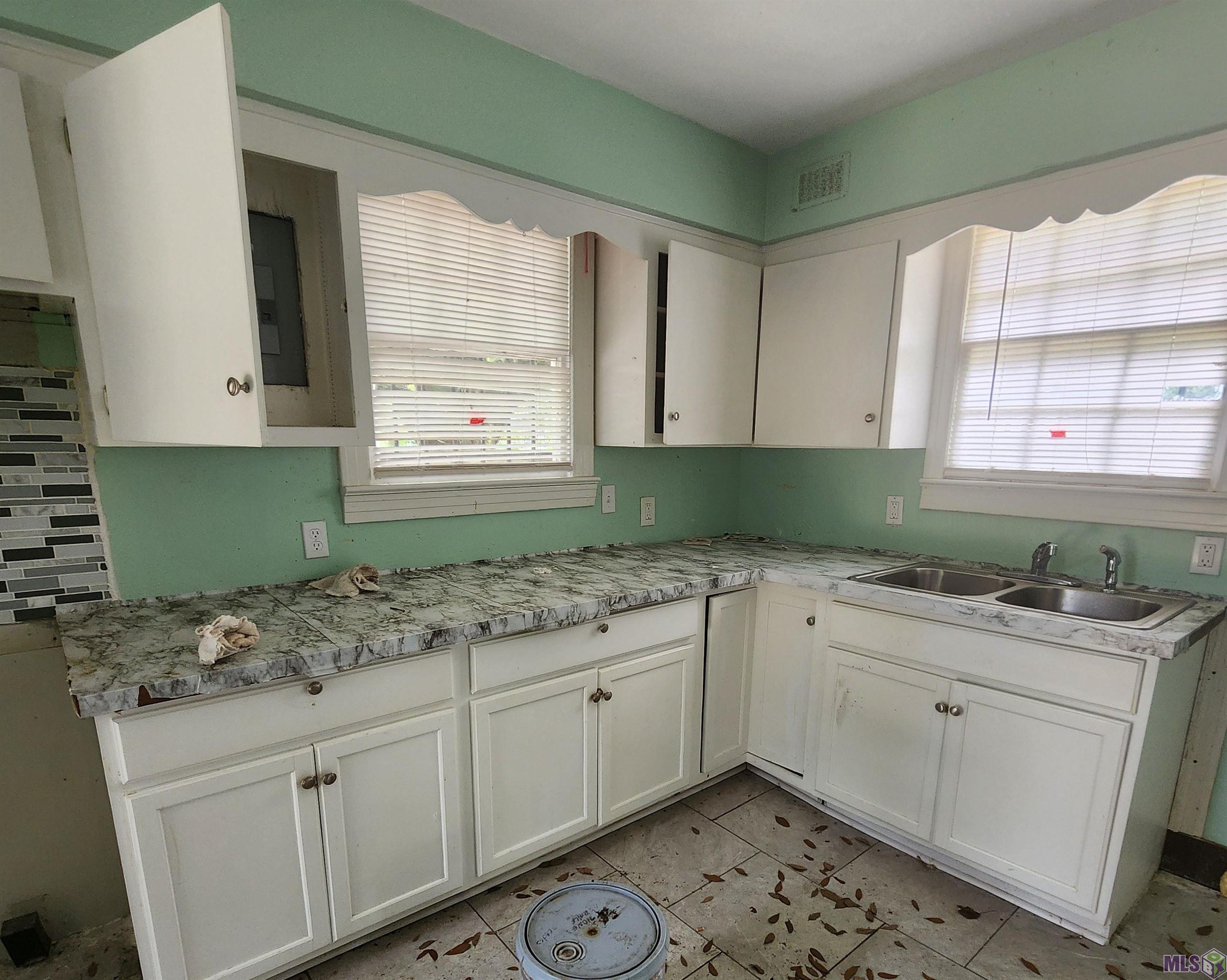 4887 Enterprise Street Baton Rouge, LA 70805 - Photo 3 of 5 Gallery Image 3