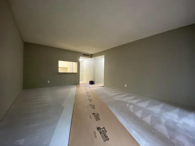 $1,900 | 2050 North Congress Avenue, Unit 104, West Palm Beach, FL 33401