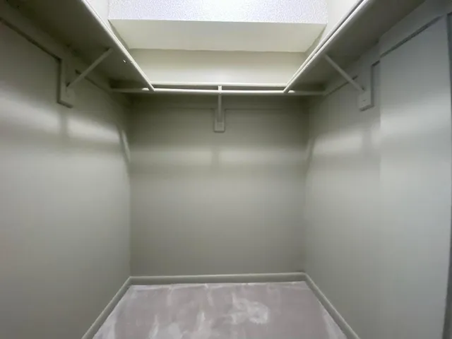 $1,900 | 2050 North Congress Avenue, Unit 104, West Palm Beach, FL 33401