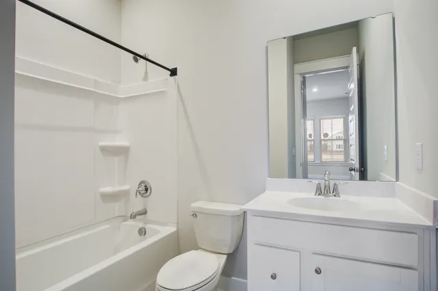 $2,600 | 412 Parish Farms Drive, Summerville, SC 29486