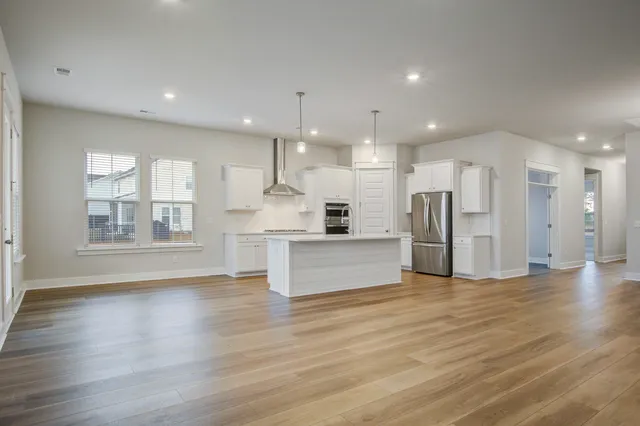 $2,600 | 412 Parish Farms Drive, Summerville, SC 29486