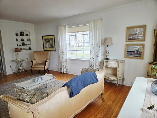 $199,000 | 145 Pontiac Drive, Irondequoit, NY 14617