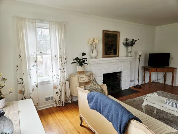 $199,000 | 145 Pontiac Drive, Irondequoit, NY 14617