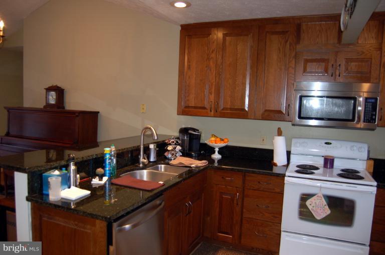 418 High Knob Road Front Royal, VA 22630 - Photo 20 of 30 Kitchen