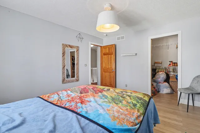 $425,000 | W10221 521st Avenue, Prescott, WI 54021