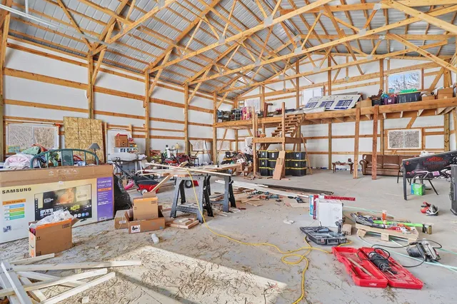 $425,000 | W10221 521st Avenue, Prescott, WI 54021