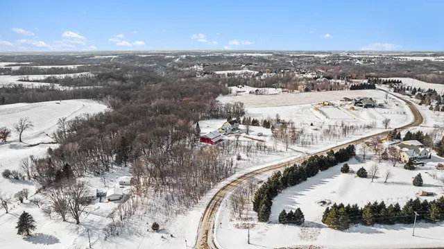 $425,000 | W10221 521st Avenue, Prescott, WI 54021