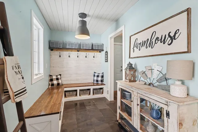 $425,000 | W10221 521st Avenue, Prescott, WI 54021